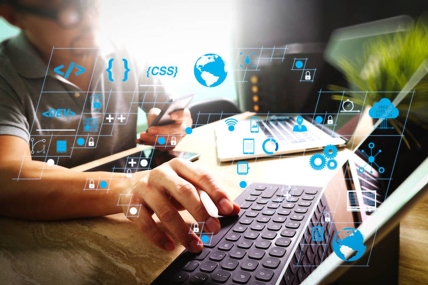 锐智互动开云集团有限公司官网外包经验之谈－编写代码-软件外包公司